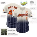 Maillot de baseball authentique à rayures fines, couleur crème, orange et bleu marine, délavé Maillot de baseball authentique à rayures fines, couleur crème, orange et bleu marine, délavé