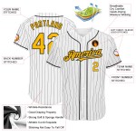 Maillot de baseball blanc, doré, à fines rayures noires, personnalisé et authentique Maillot de baseball blanc, doré, à fines rayures noires, personnalisé et authentique